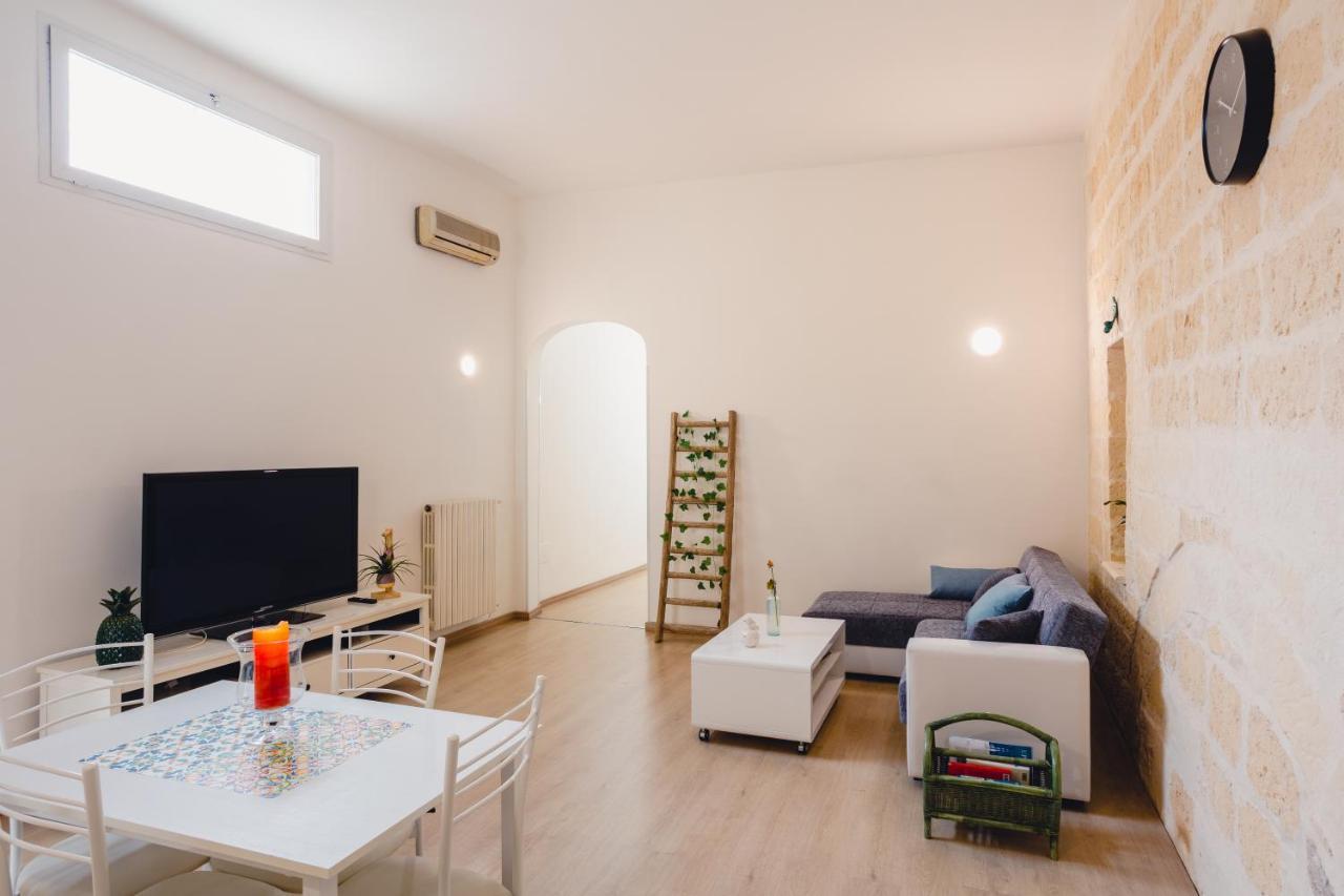 Convivo Apartment Palazzo Galateo Lecce Bagian luar foto