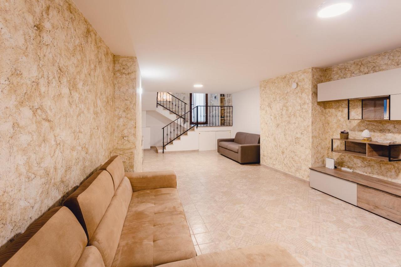 Convivo Apartment Palazzo Galateo Lecce Bagian luar foto